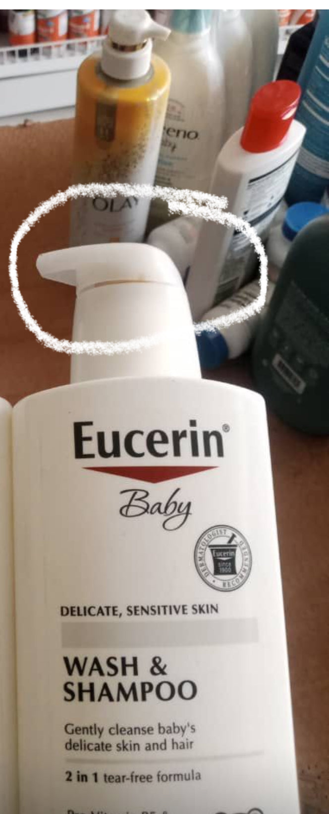 Eucerin Baby Shampoo and Body Wash | Tear-Free | Unscented 13.5fl.oz/400ml (๐๐๐ฎ๐ถ๐ป๐ฒ๐ฑ ๐ฝ๐ฎ๐ฐ๐ธ - ๐๐ฒ๐ฒ ๐น๐ฎ๐๐ ๐ฝ๐ถ๐ฐ๐๐๐ฟ๐ฒ)