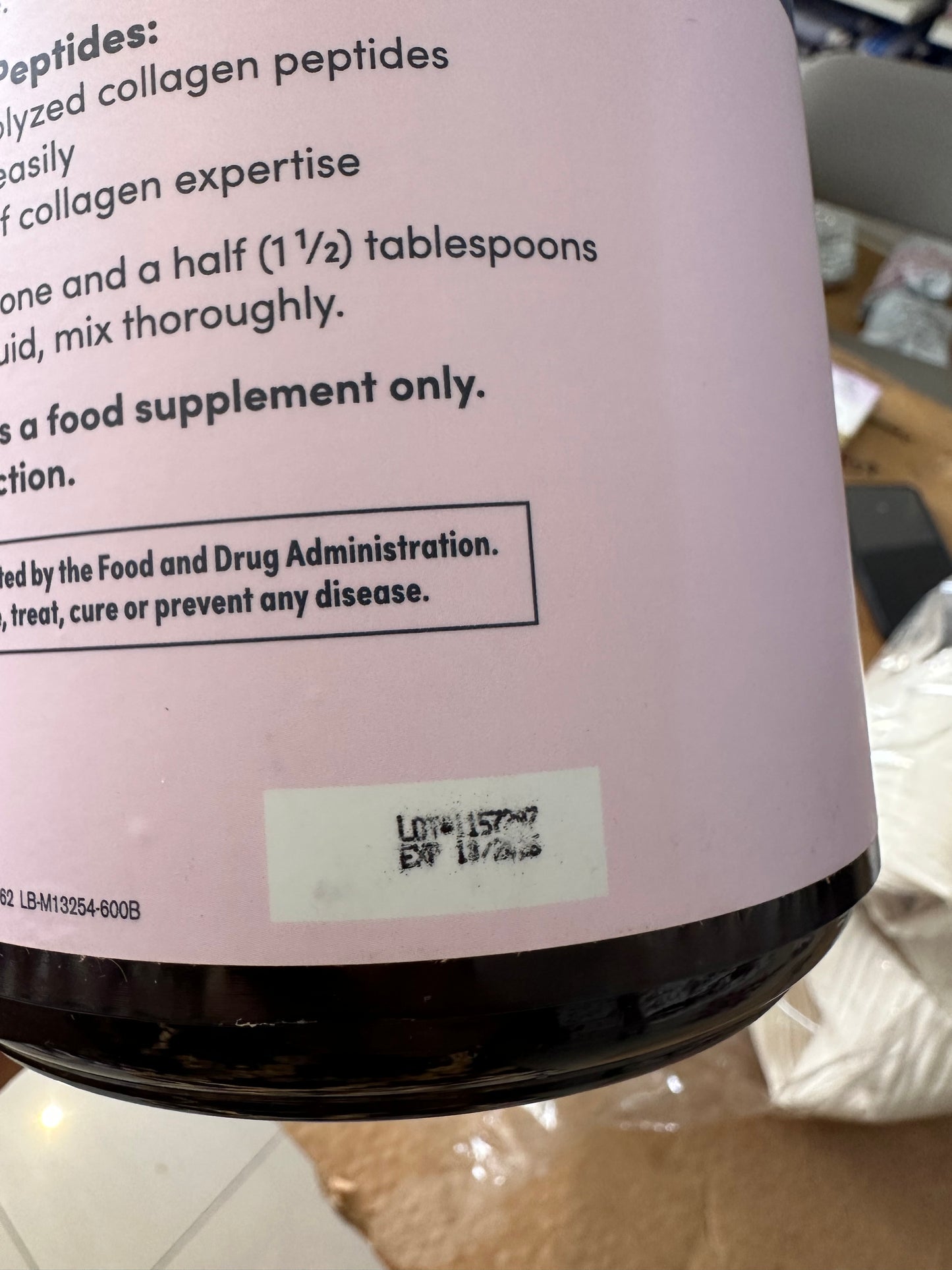 NeoCell Super Collagen Peptides, Unflavored Powder | Collagen Type 1 & 3 | 3 Times The Small Size | 21.2oz/600g; Exp UNCLEAR (10/2026 batch-See last picture)