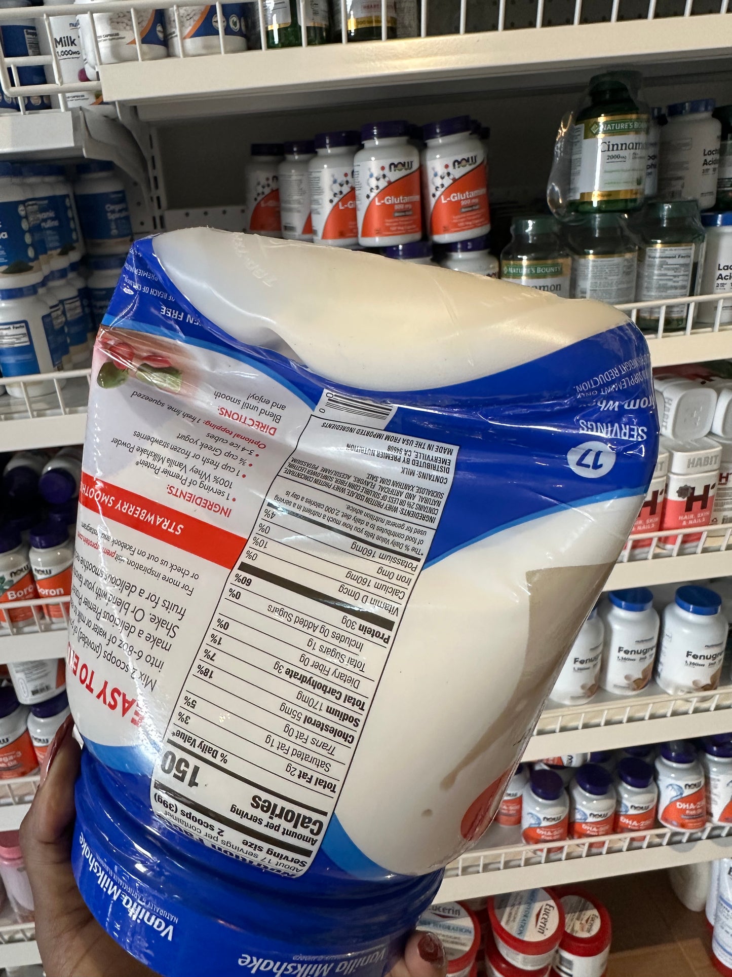 Premier Protein 100% Whey Protein Powder | 30g Protein | Vanilla Milkshake 23.3oz/663g; Exp 03/2027 𝐒𝐐𝐔𝐄𝐄𝐙𝐄𝐃 𝐏𝐀𝐂𝐊👉🏽 𝐂𝐡𝐞𝐜𝐤 𝐥𝐚𝐬𝐭 𝐩𝐢𝐜𝐭𝐮𝐫𝐞𝐬